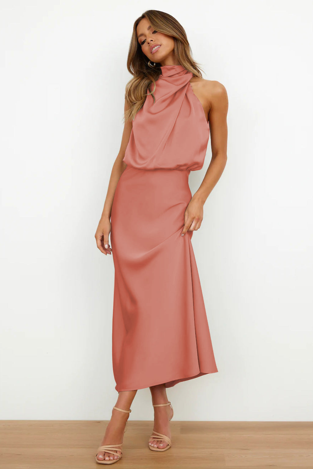 Emma - Dame Elegant Halterneck Maxi Kjole